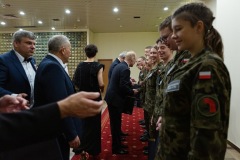 4005
