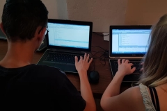 43649061_2337751596255000_1732673086622269440_n