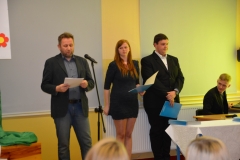 732