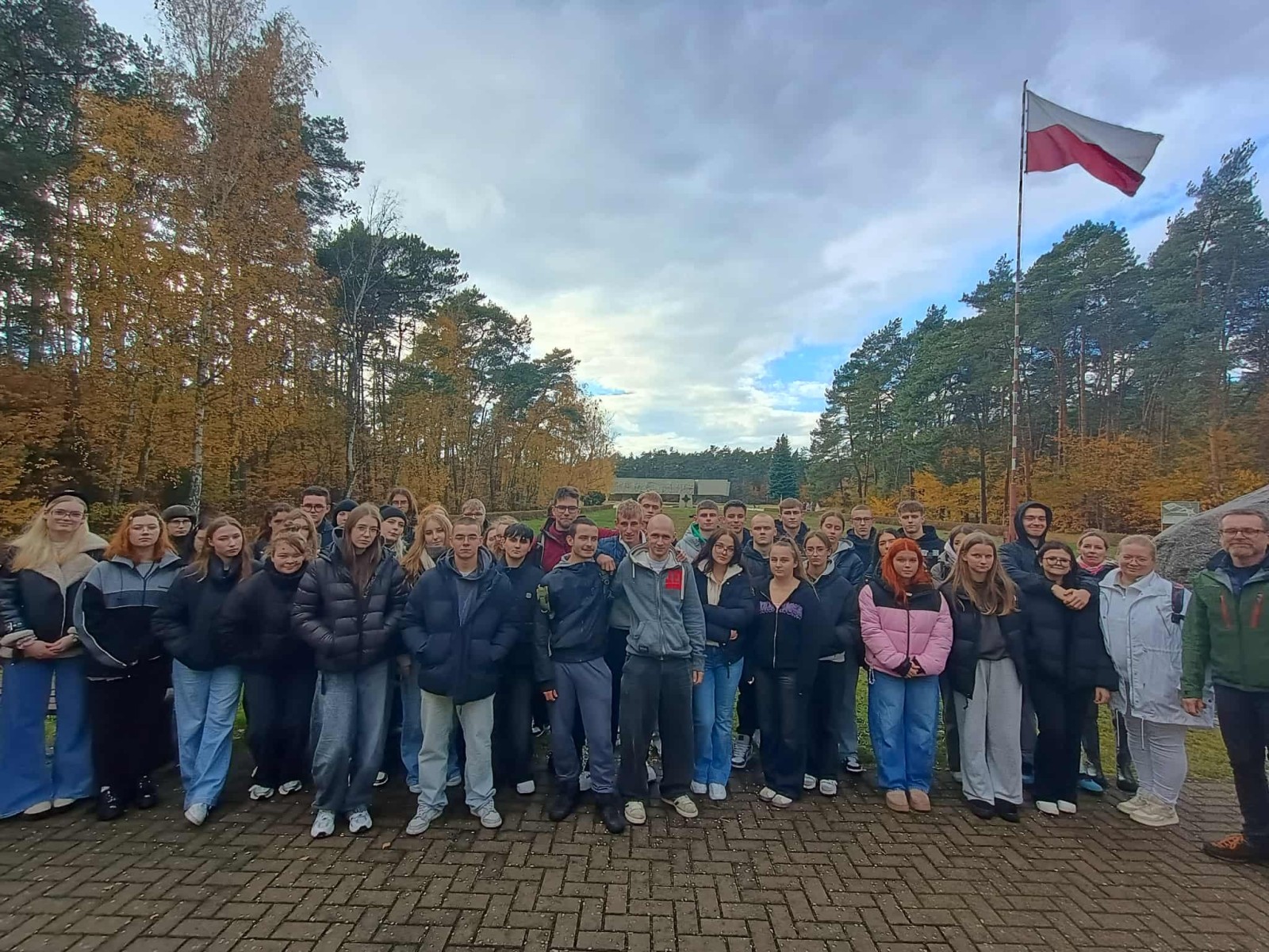 574574758_1392353039562169_7308554165905330866_n